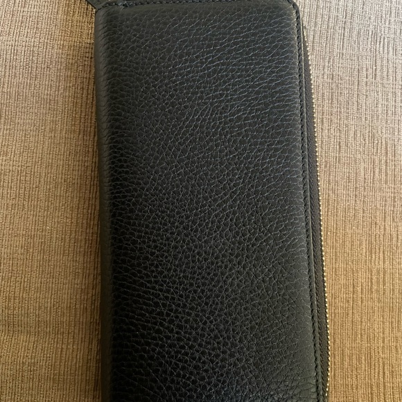 Gucci Conventional Wallet - Picture 5 of 7